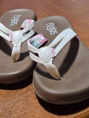 FitFlop-style White Strap Brown Footbed Flip Flops Size 6 Ladies